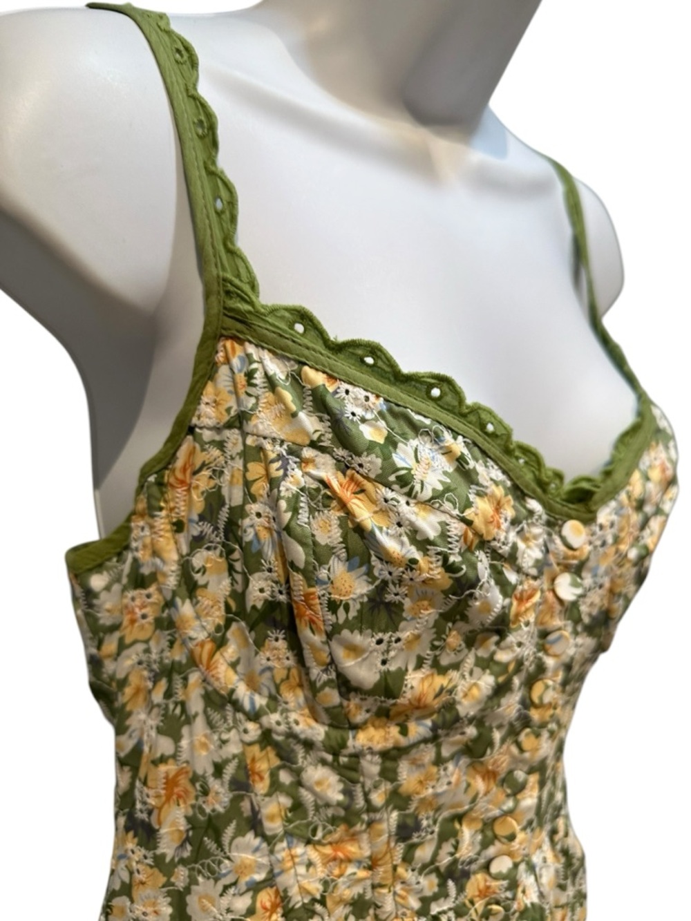 ASTR the Label | Yamila Midi Dress Olive Yellow Floral Eyelet | Medium - Picture 9 of 16